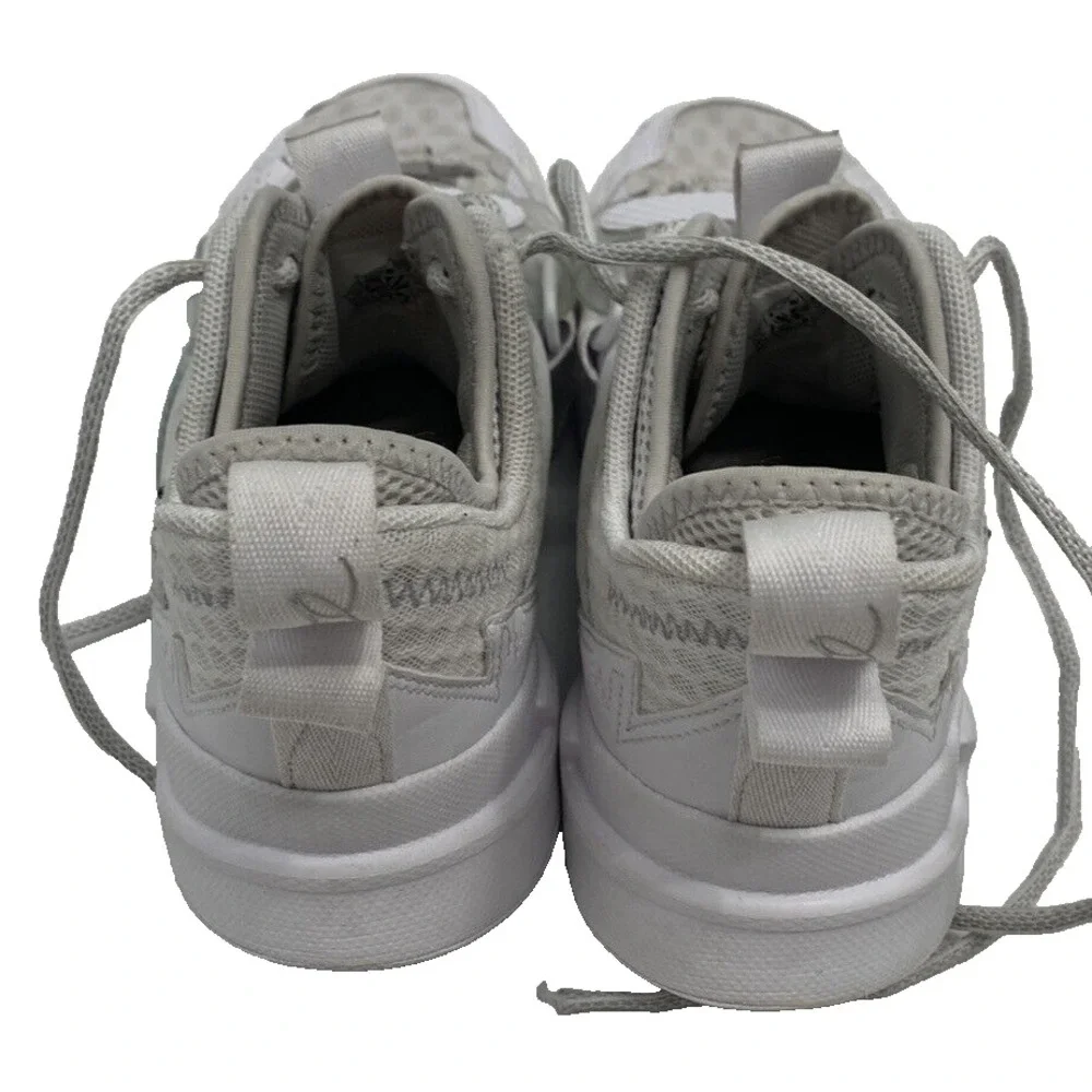 Basketball Shoes Jordan why not zero 3 Youth Size 7 White Silver